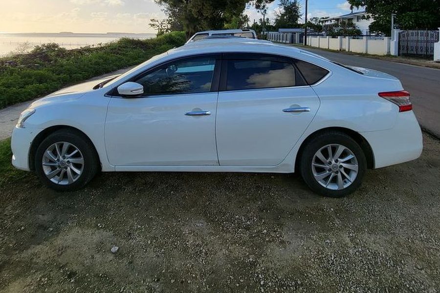 Nissan Sylphy executive sedan rental car